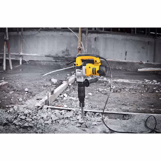 Stanley STHM5KH-IN 1010W 17 mm Hex Chipping Hammer with Kit Box - photo 6