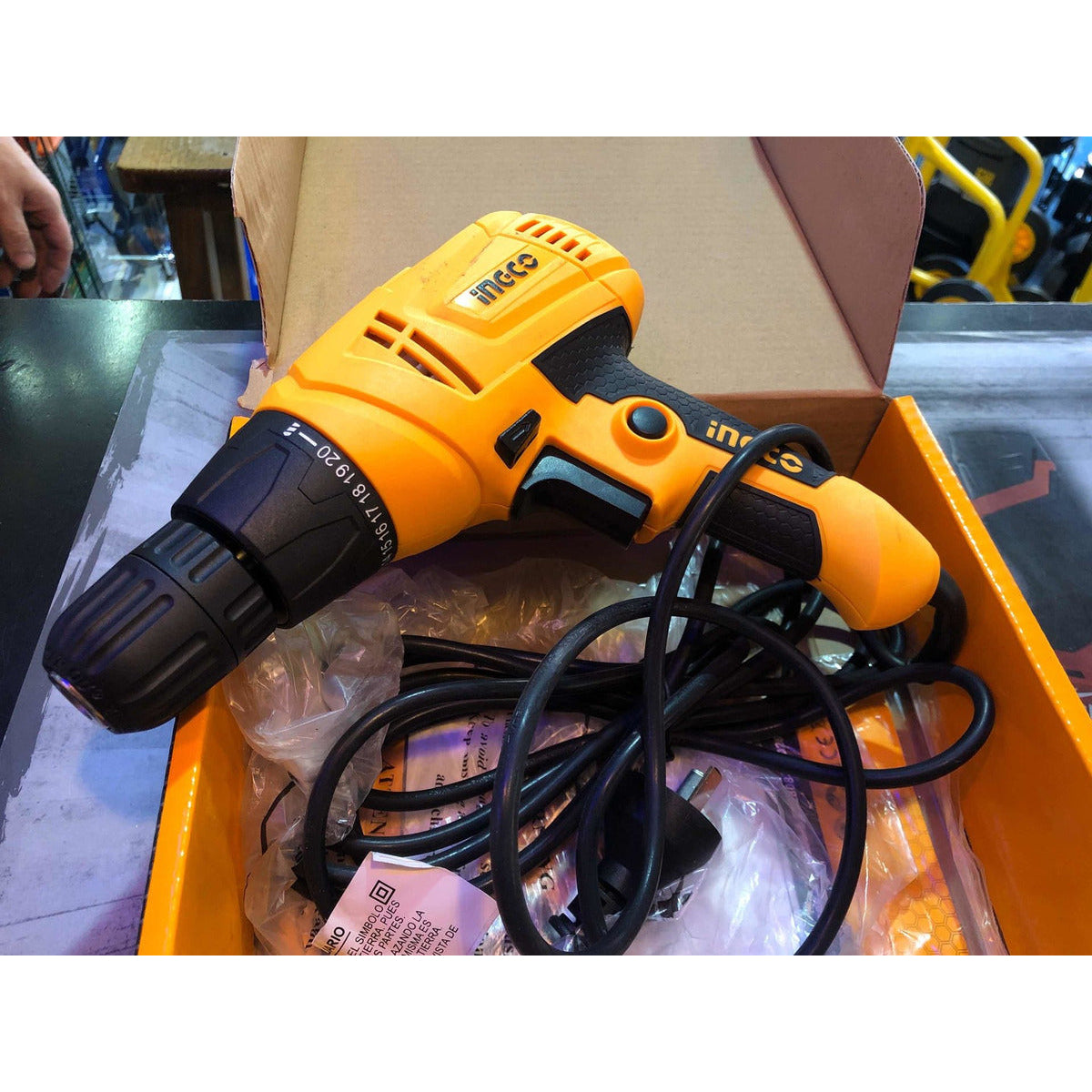 INGCO ED2808 - Electric Drill, 280W, 10mm keyless chuck, 0-750rpm, 220-240V