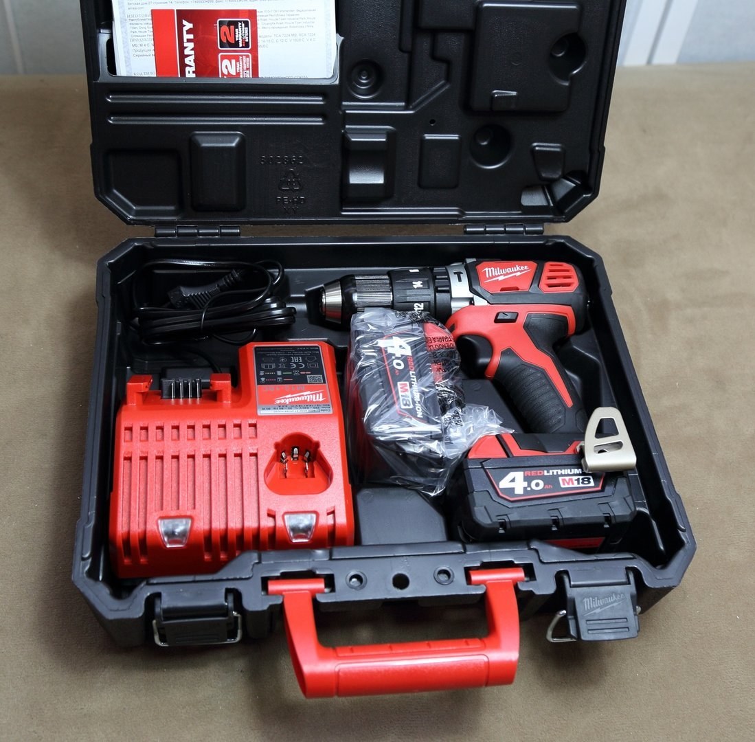 Milwaukee M18 BPD - Hammer Drill Kit
