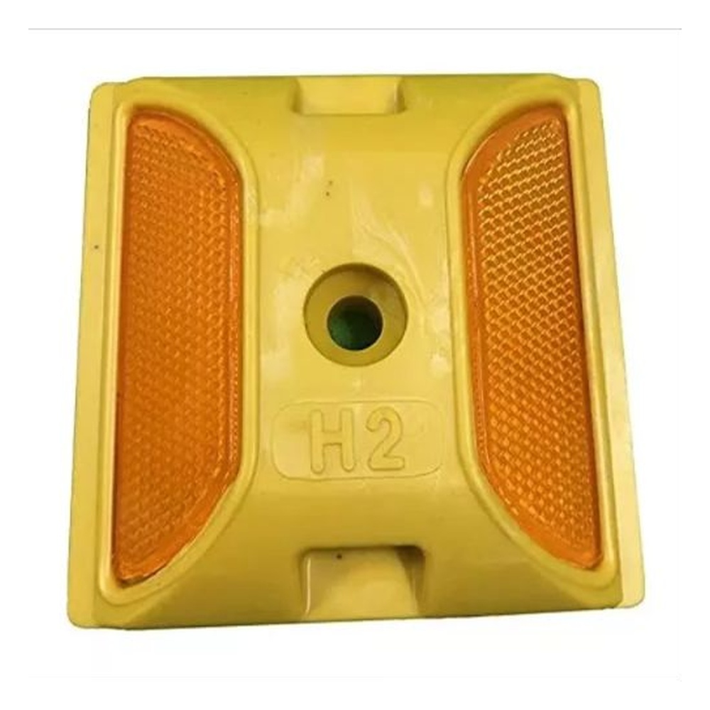 Ladwa Stud Road Reflectors for Road safety Plastic Yellow, LYRS