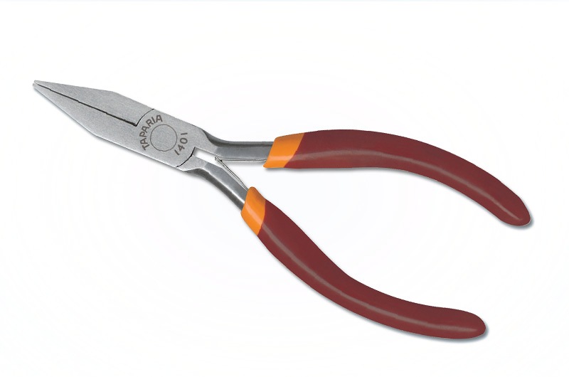 Taparia 1401 Mini Pliers Two Color Dip Coated Sleeve Description: Flat Nose; Length (Mm): 125