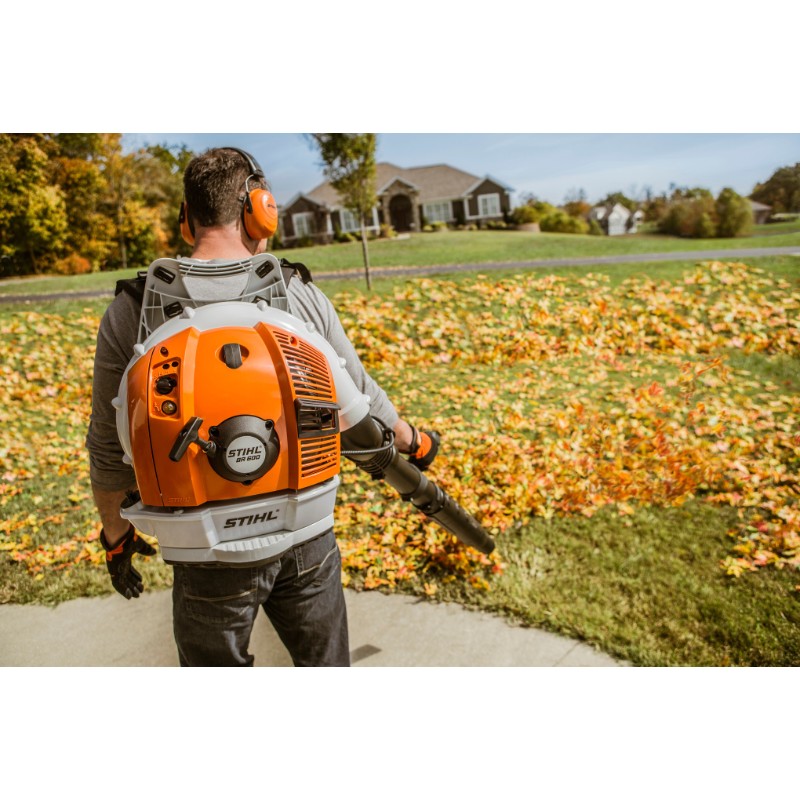 STIHL BR 600 Petrol Backpack Blower - photo 3