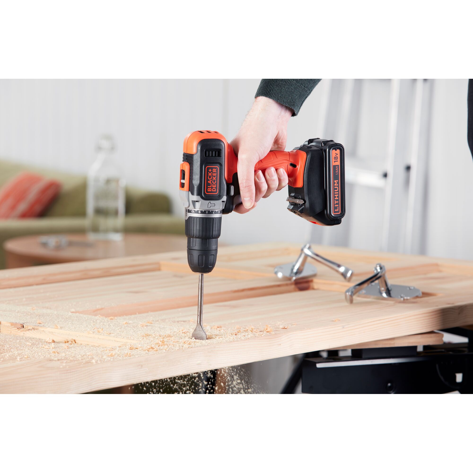 BLACK+DECKER BCD003C1-QW 18V Hammer Drill & 1x 1.5Ah Battery - photo 3