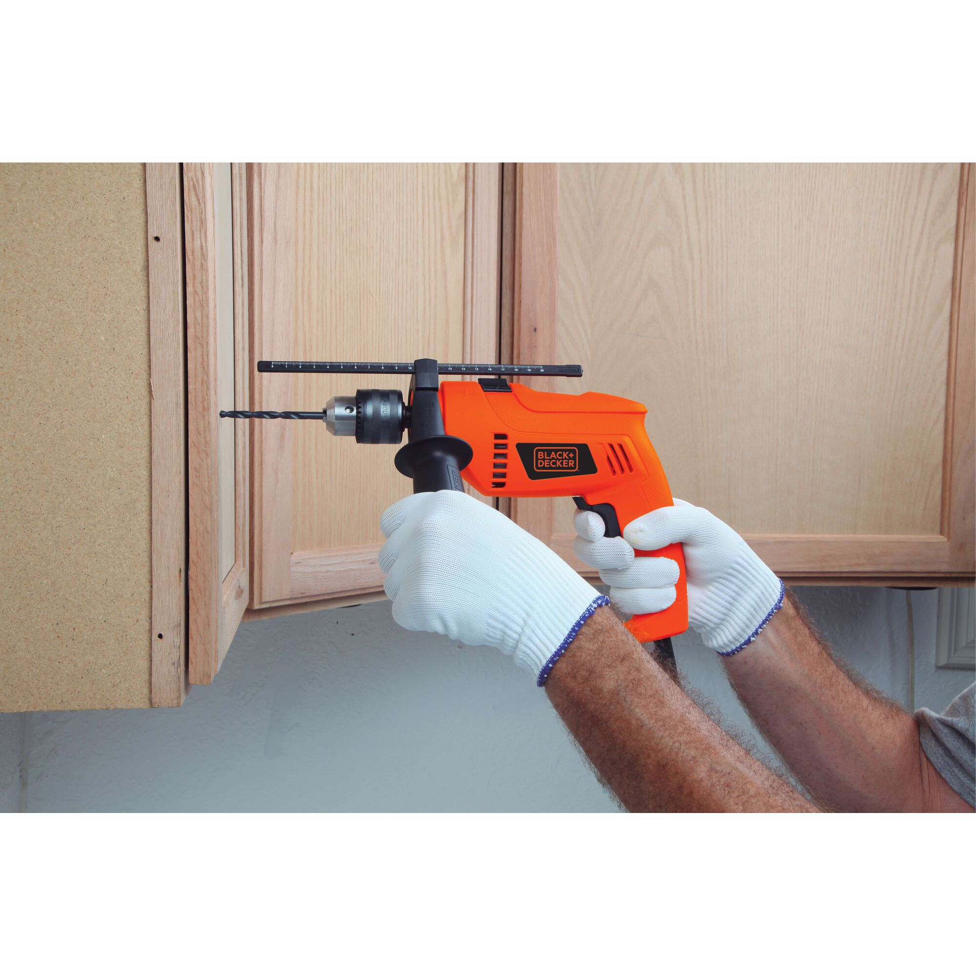 BLACK+DECKER HD555-IN 550W 13mm Variable Speed Hammer Drill - photo 4