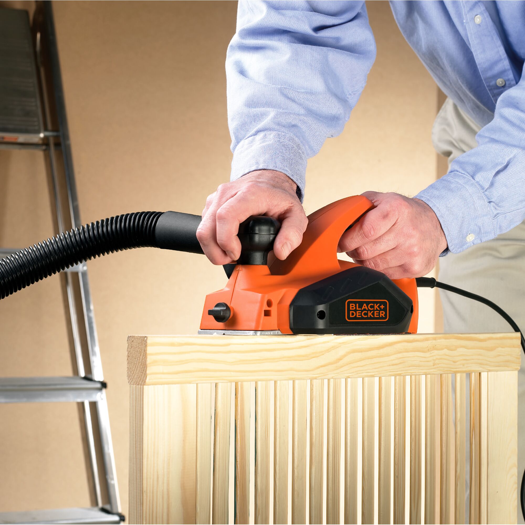 BLACK+DECKER KW712-QS 650W Rebating Planer - photo 3