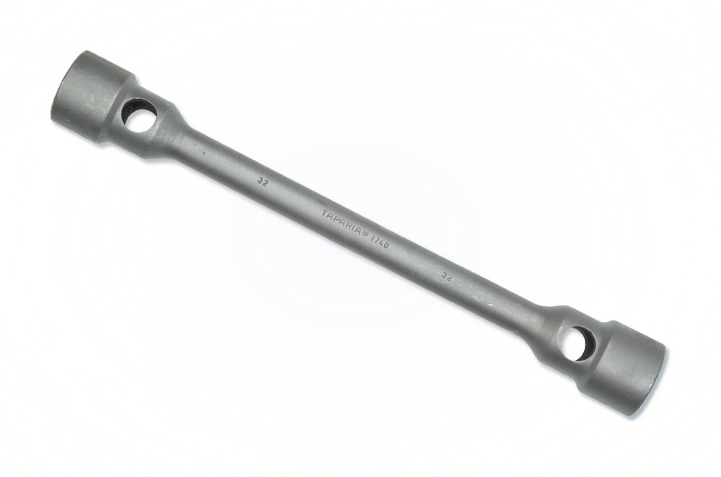 Taparia CHD 1741 Box Spanners Size (A/F): 33 X 33; Length (Mm): 400