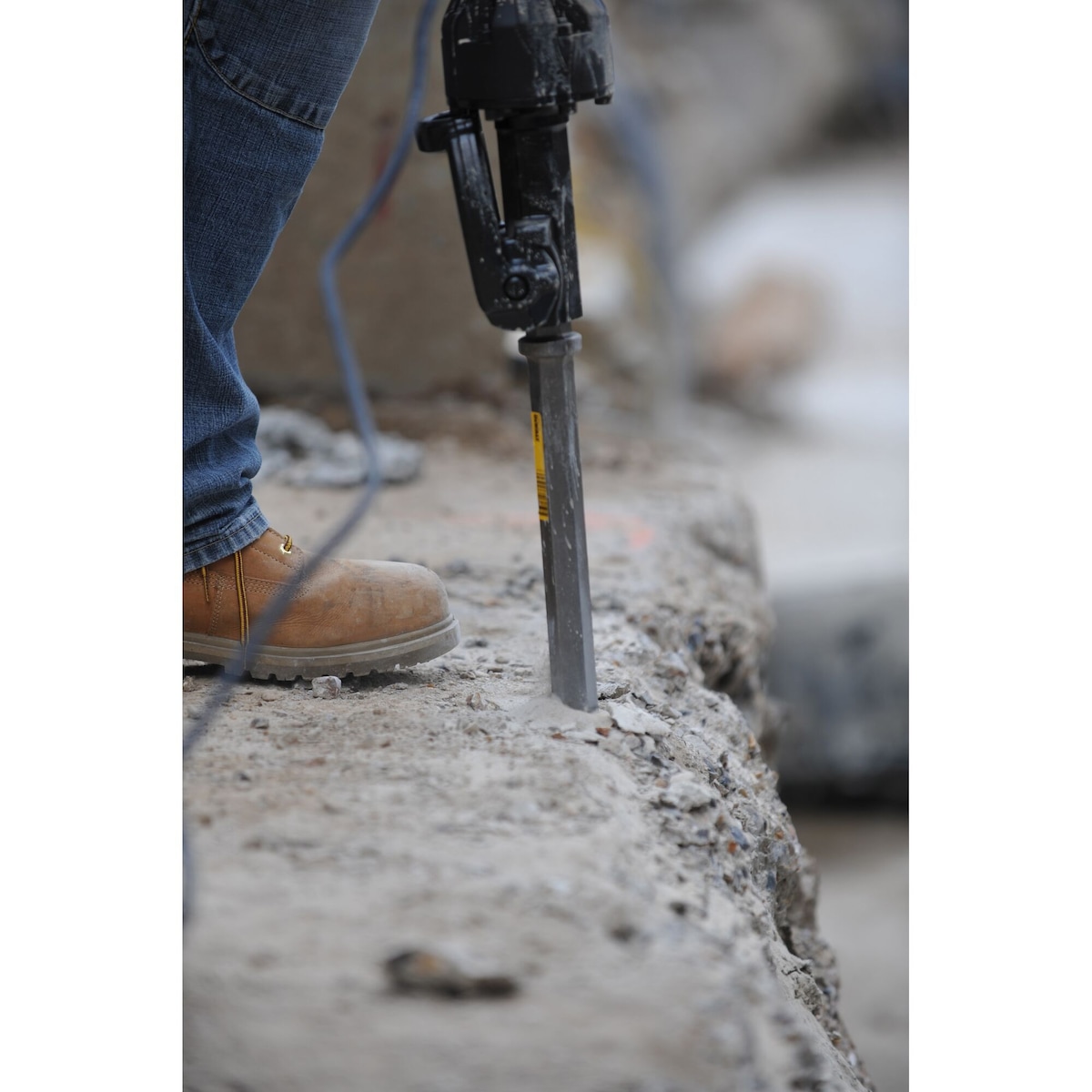 DeWALT DT6927-QZ Demolition Chisel 28x400mm Pointed 28mm For 30 Kg - photo 4