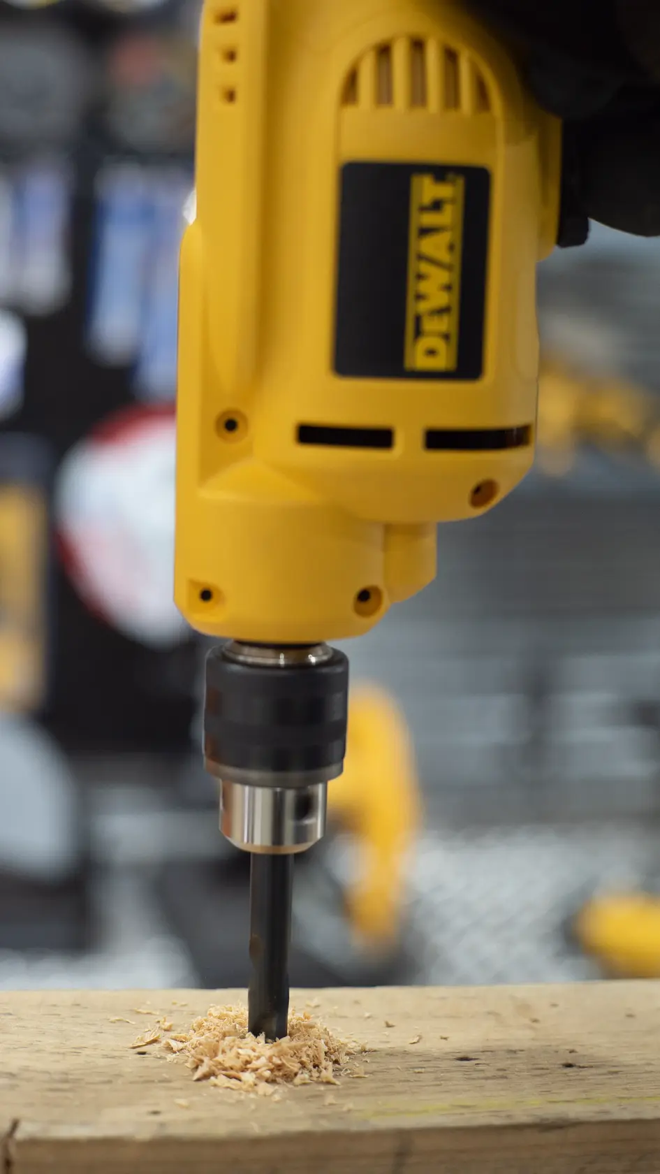 DeWALT DWD014 550W 10mm Rotary Drill - photo 3