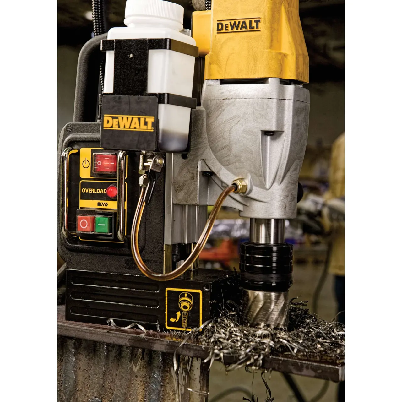 DeWALT DWE1622K-IN 1200W 50mm 2 Speed Magnetic Drill Press - photo 4