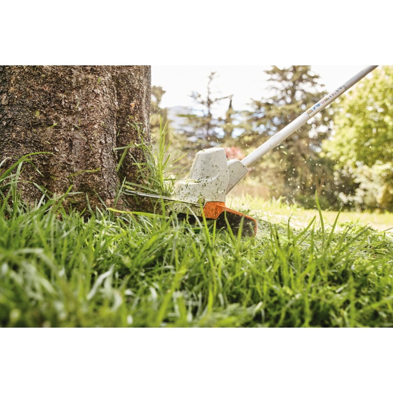 STIHL FSA 57 Cordless Grass Trimmer Set with AK 10 Battery and AL 101 Charger - photo 4