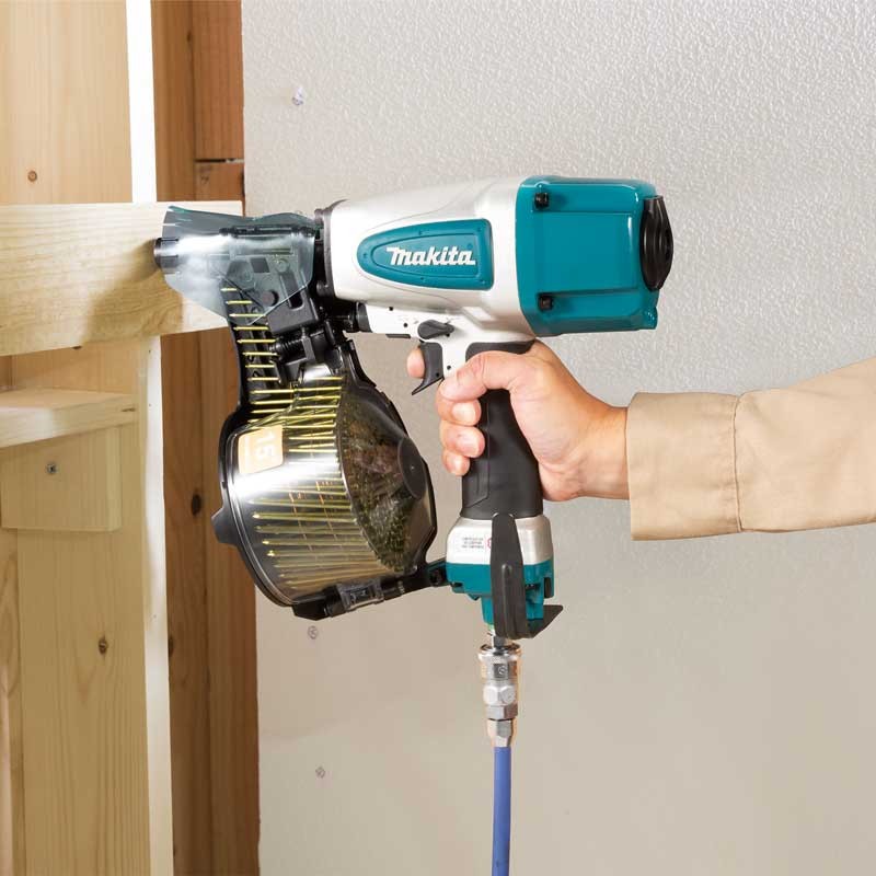 Makita AN613 65 mm Pneumatic Coil Nailer - photo 2
