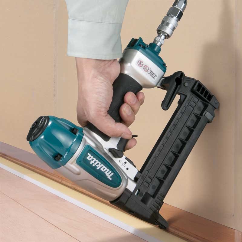 Makita AT638A Pneumatic Stapler - photo 2