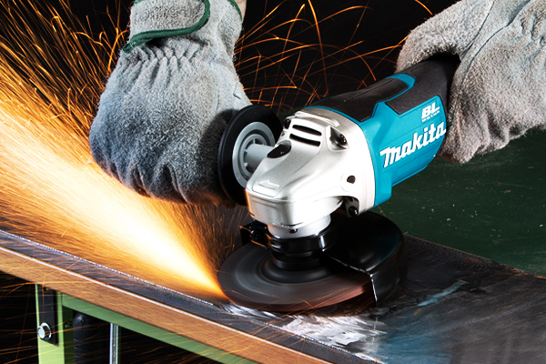 Makita DGA508RFE 18V Cordless Angle Grinder