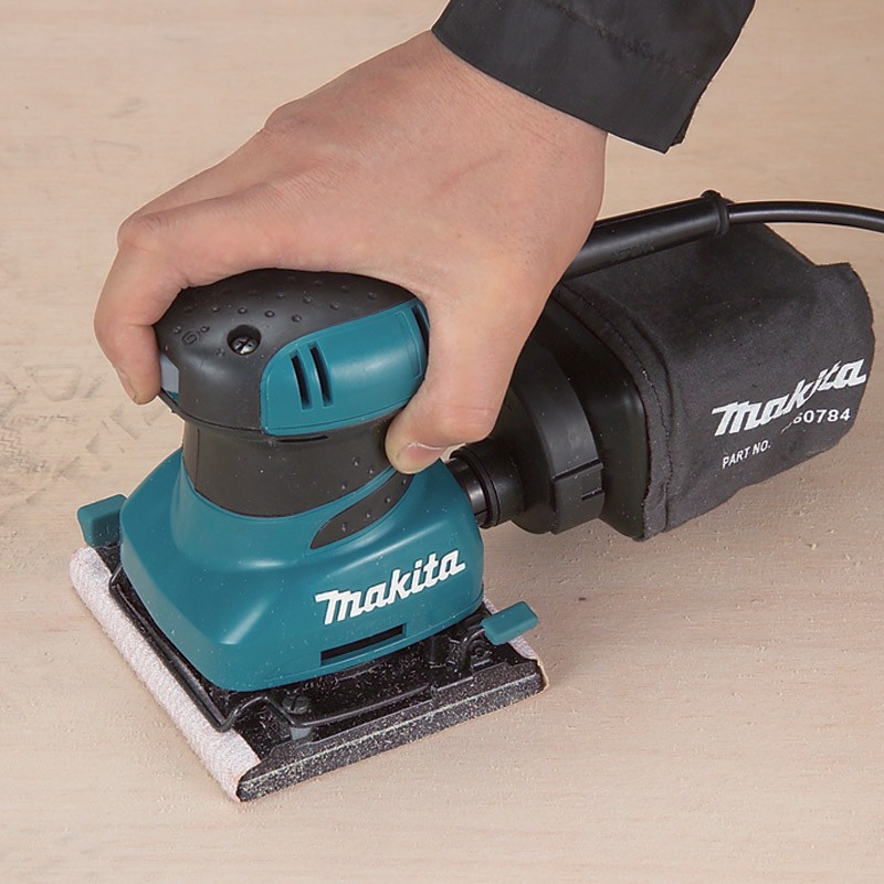 Makita BO4556 2 Amp Finishing Sander - photo 2