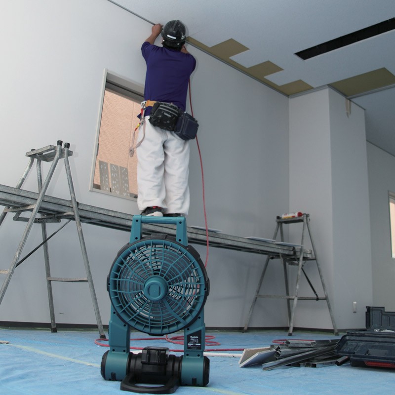 Makita DCF201Z 18V Cordless Fan - photo 2