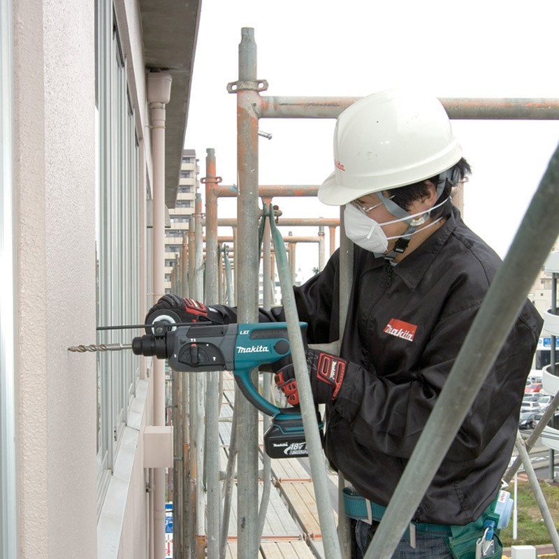 Makita DHR202RT 18V Cordless Combination Hammer Kit - photo 3