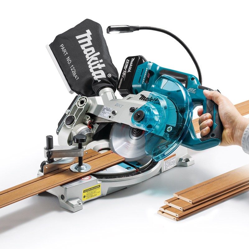 Makita DLS600RTE 18V Cordless Mitre Saw - photo 2