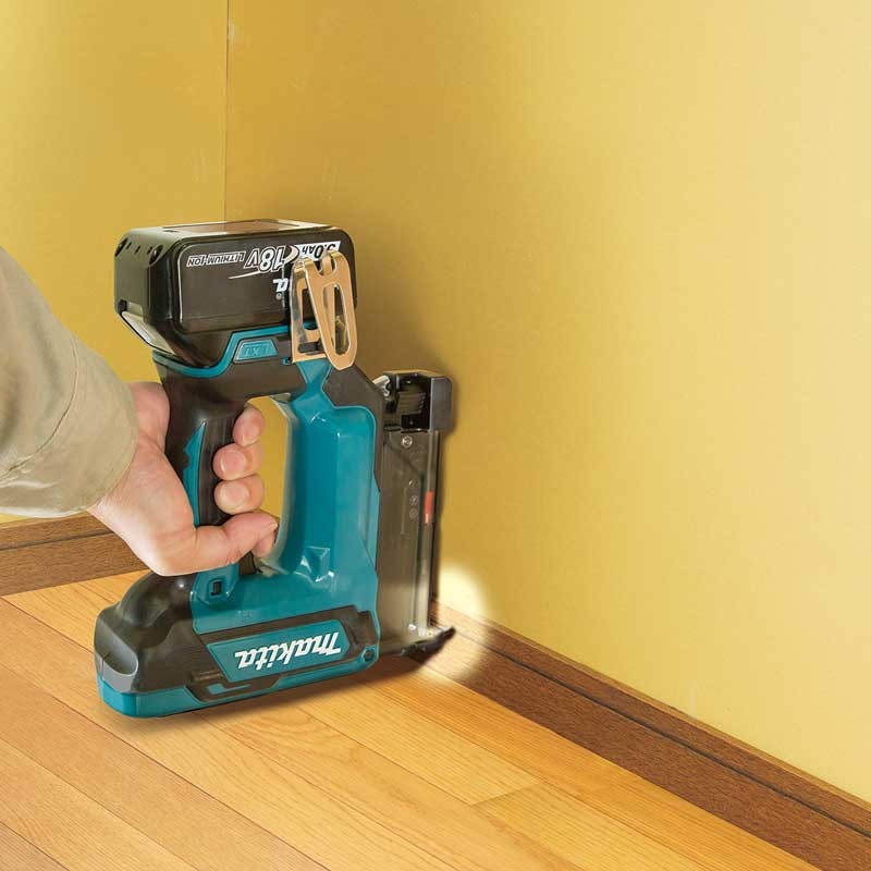 Makita DPT353 18V Cordless Pin Nailer - photo 2