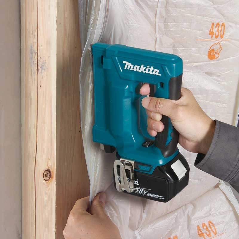 Makita DST112Z 18V Cordless Stapler - photo 2