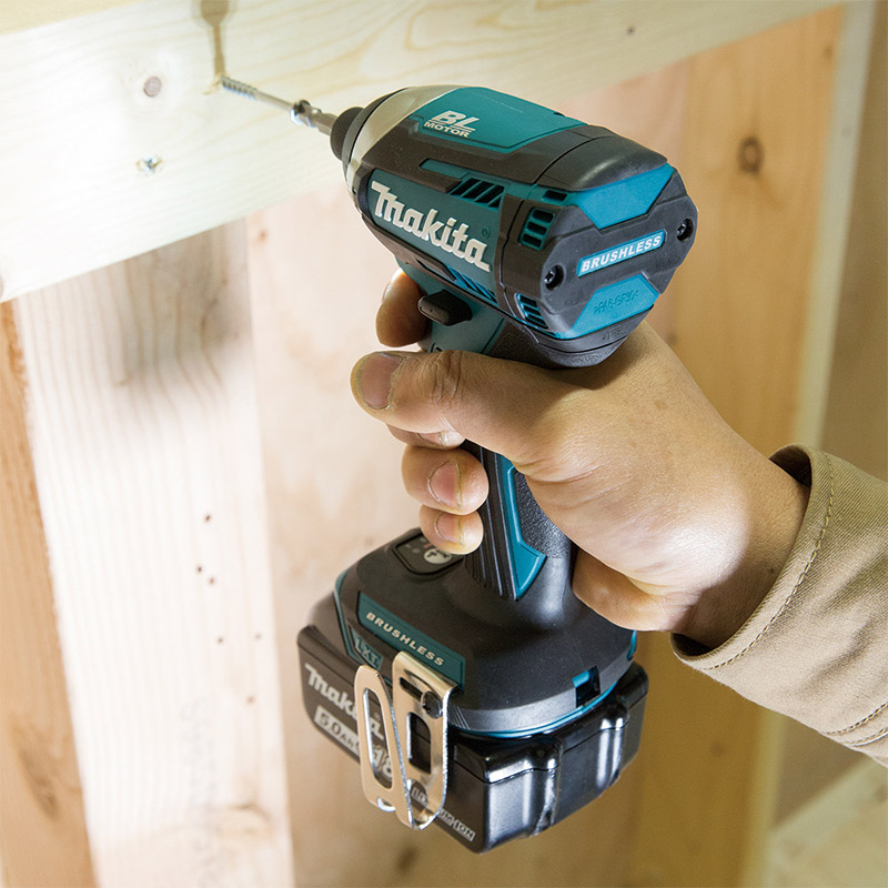 Makita DTD154RTE Cordless Impact Driver 1850b*2, Dc18rc - photo 2