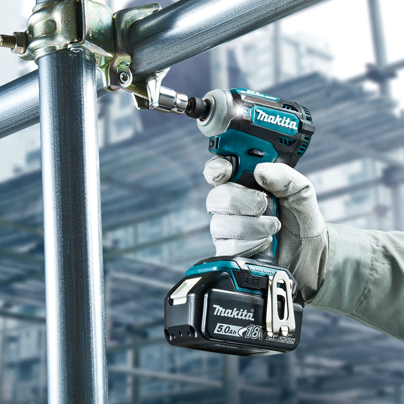 Makita DTD171RFJ 18V Bl 180Nm Impact Driver - photo 2