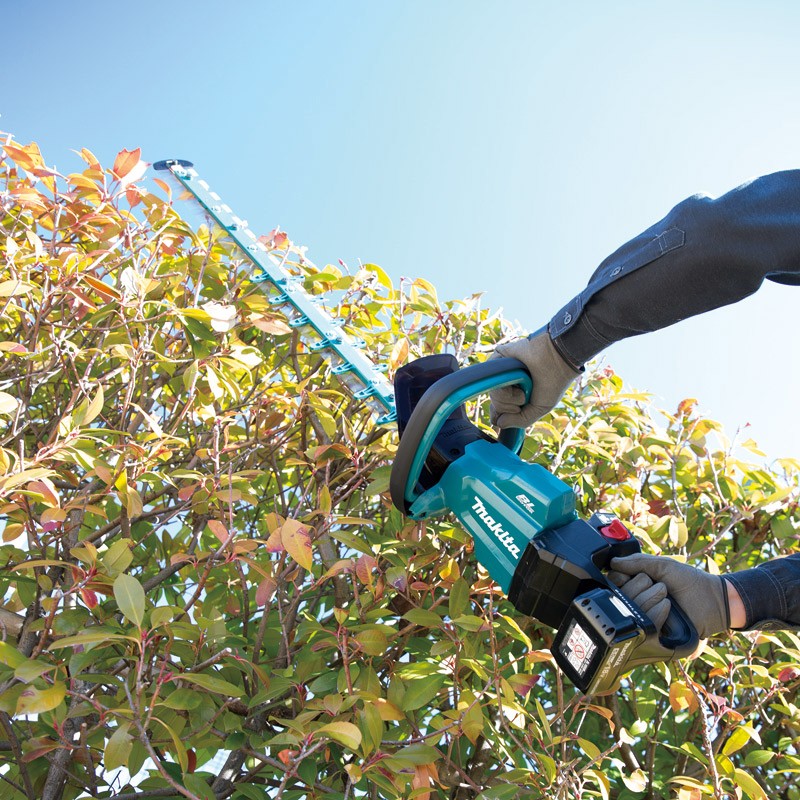 Makita DUH602Z 18V Cordless Hedge Trimmer 600mm - photo 2