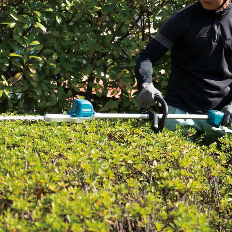 Makita DUN600LZ 18V Pole Hedge Trimmer 600mm - photo 2