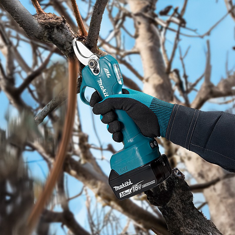 Makita DUP181Z 18V Cordless Pruning Shears - photo 3