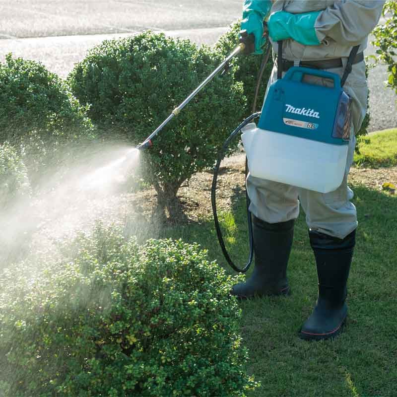 Makita DUS054Z 18V Cordless Garden Sprayer 5L Shoulder Style - photo 2