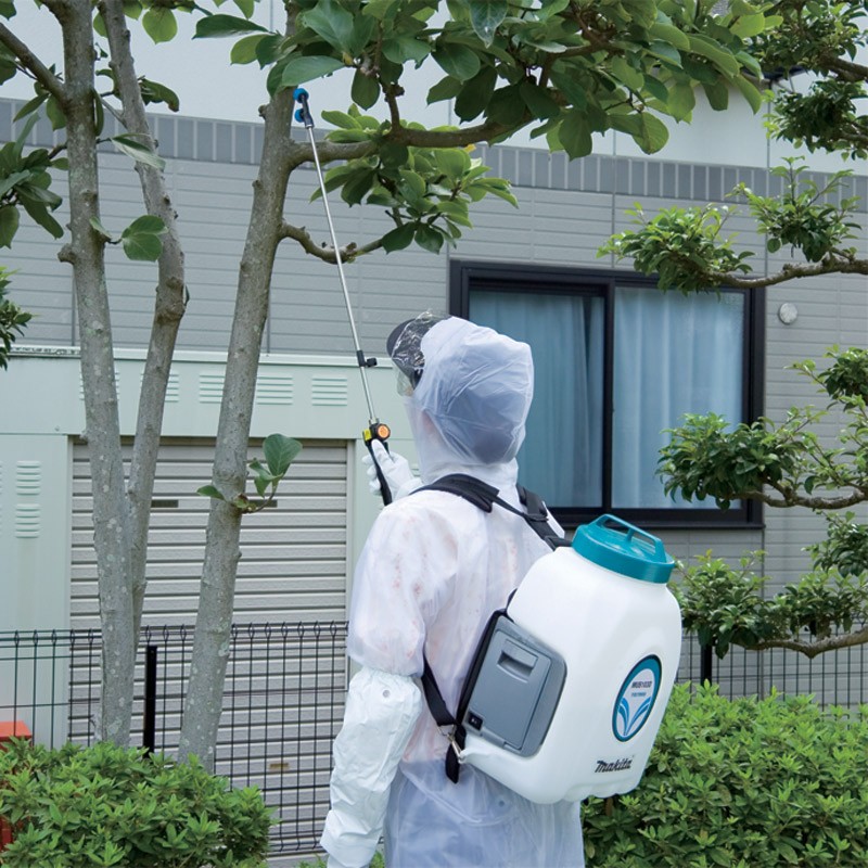 Makita DVF104Z 18V Cordless Garden Sprayer 10L - photo 2