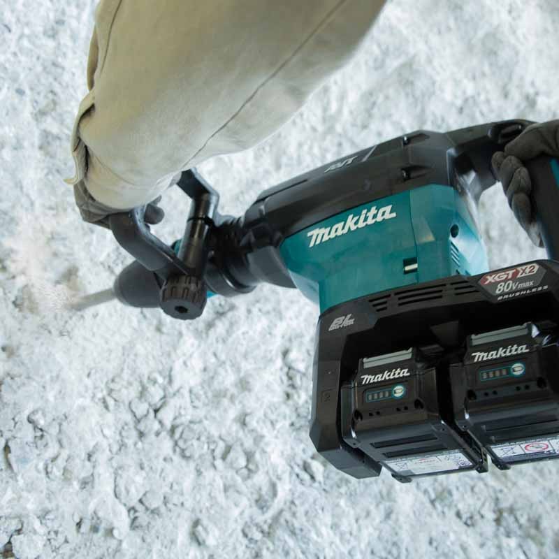 Makita HM002G 40V Max XGT Cordless Demolition Hammer, SDS-Max - photo 3