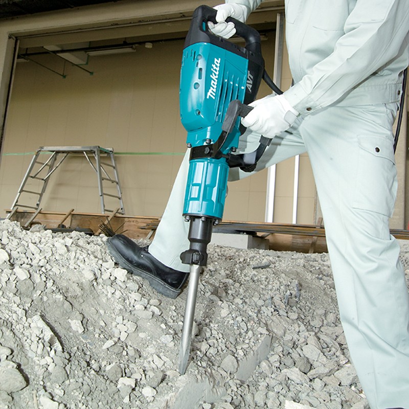 Makita HM1317C Electric Breaker, 240V - photo 3