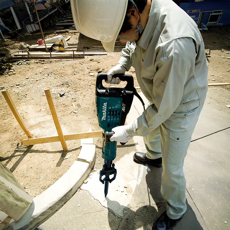 Makita HM1317C Electric Breaker, 240V - photo 2