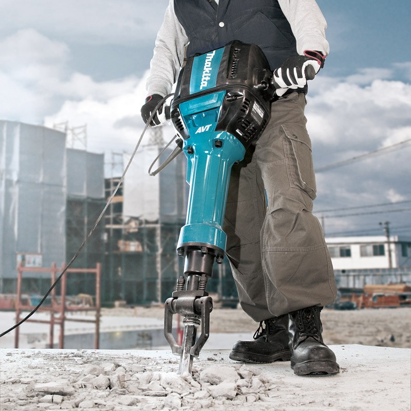 Makita HM1812 Electric Breaker, 240V - photo 2