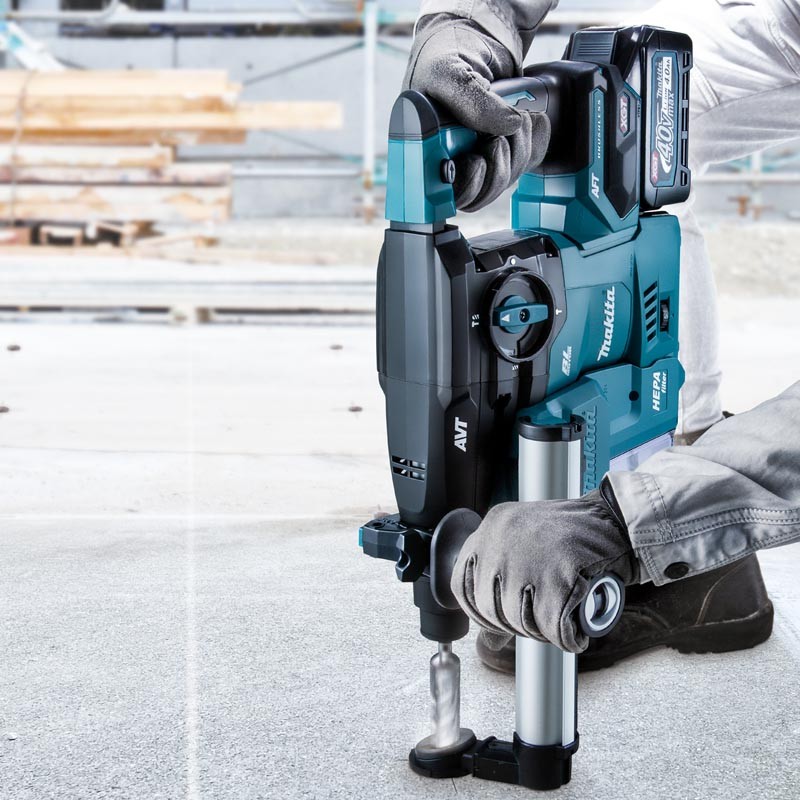 Makita HR008GZ 40V Max 30mm Cordless Combination Hammer - photo 3