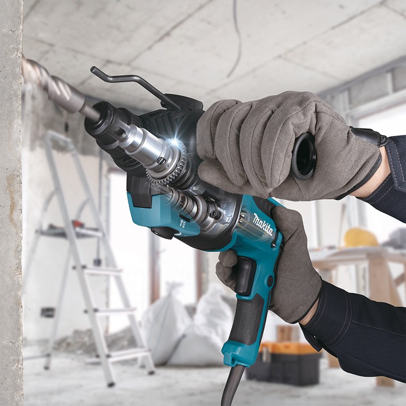 Makita HR2670/B Rotary Hammer 110V - photo 2