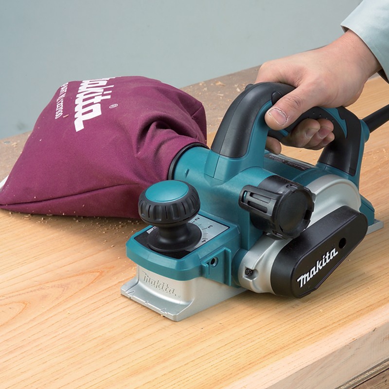 Makita KP0810 82 mm Planer 240V - photo 3