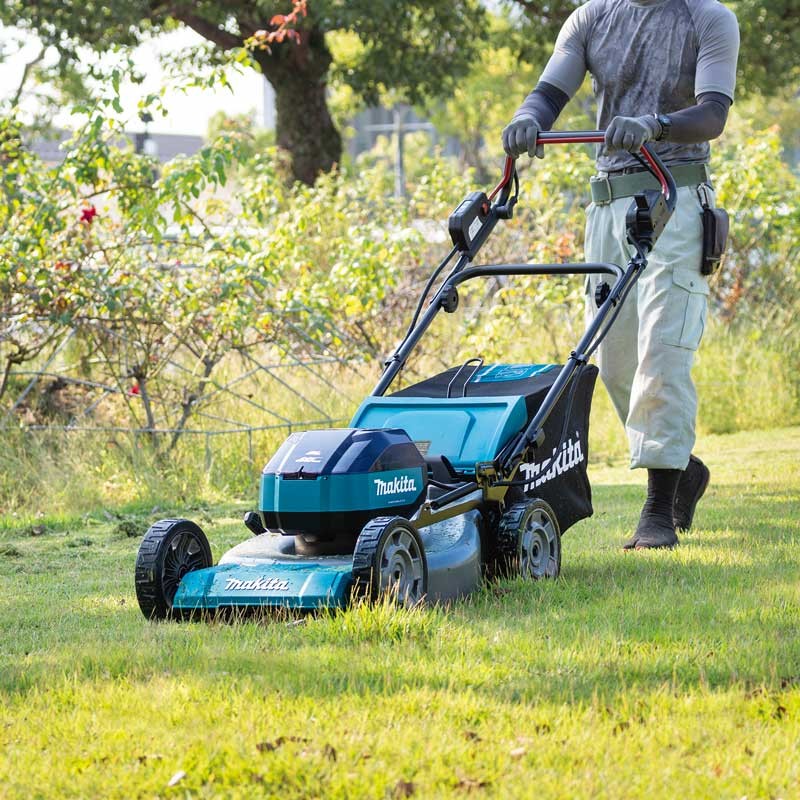 Makita LM004JZ 64V Self-Propelled Cordless Lawn Mower 534mm - photo 3