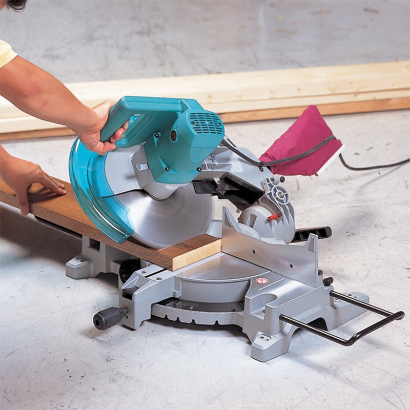 Makita LS1221 Miter Saw 240V - photo 2