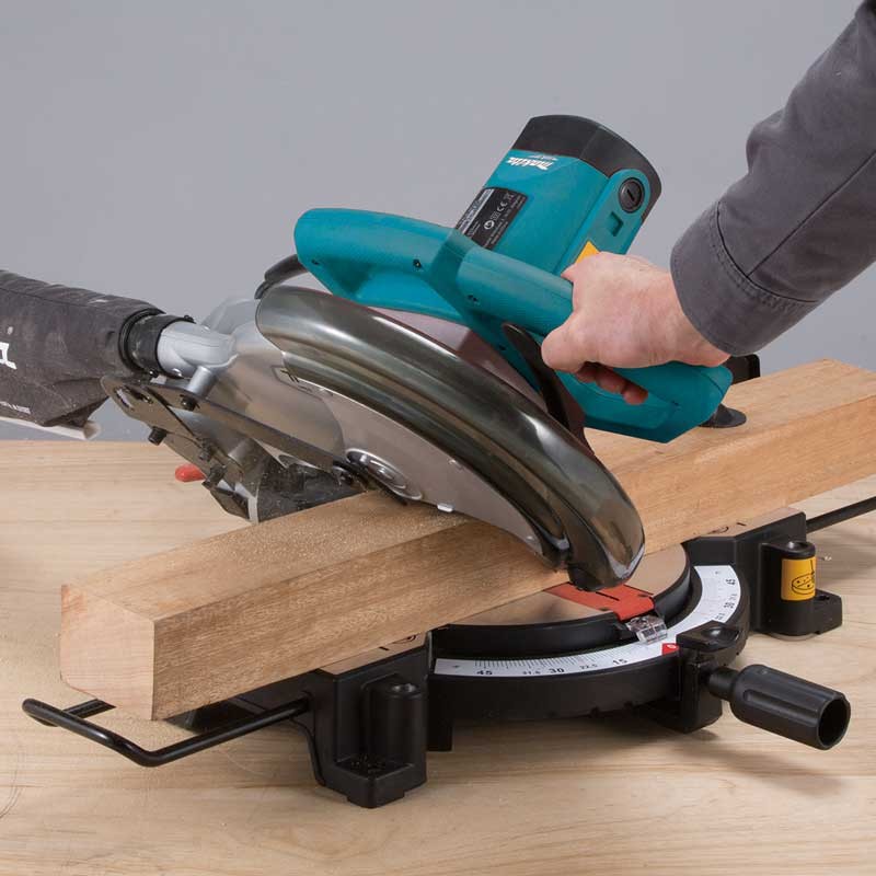 Makita M2300B 255 mm 1500 W Compound Miter Saw - photo 2