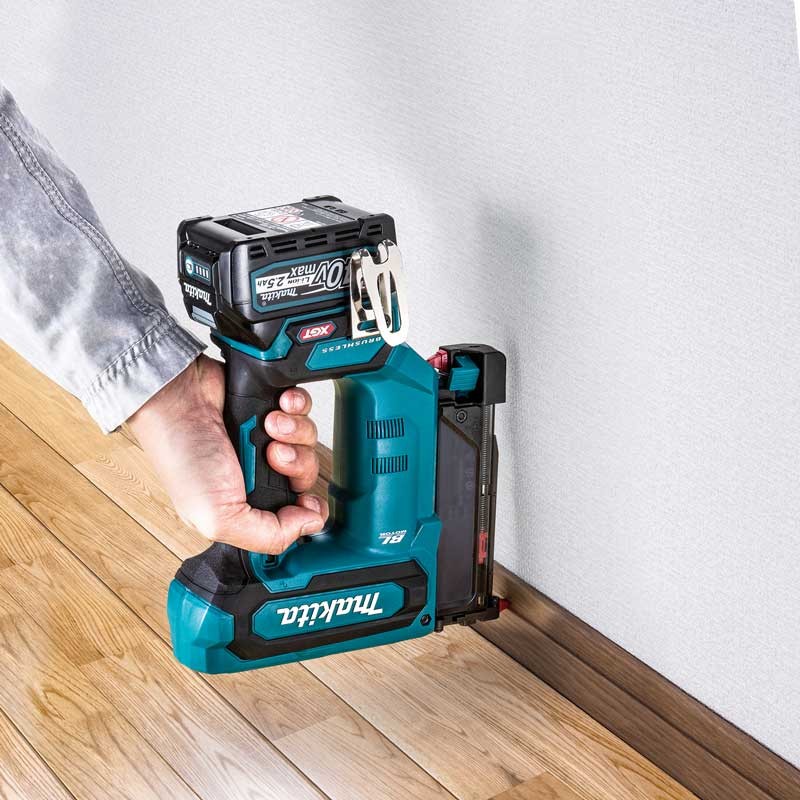Makita PT001GZ 40V Max XGT Cordless Pin Nailer - photo 2