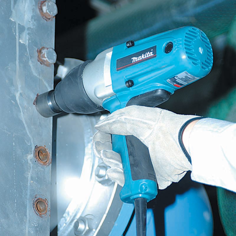 Makita TW0200 Impact Wrench 240V - photo 2
