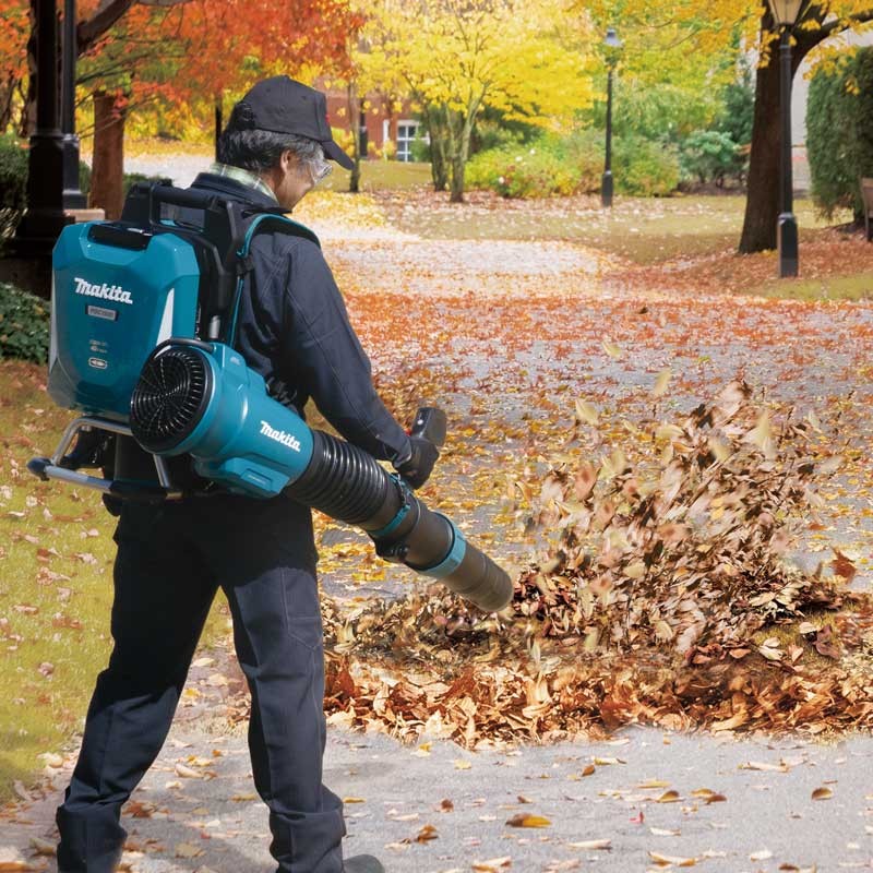 Makita UB004CZ Cordless Backpack Blower - photo 3