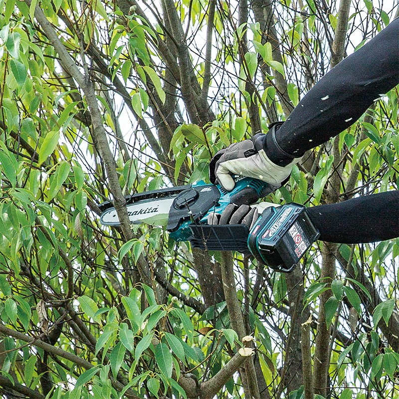 Makita UC029GZ 40V Max XGT Cordless Pruning Saw 150mm - photo 2