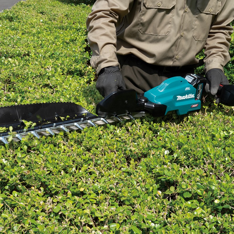 Makita UH013GZ 40V Cordless Hedge Trimmer 600mm - photo 2