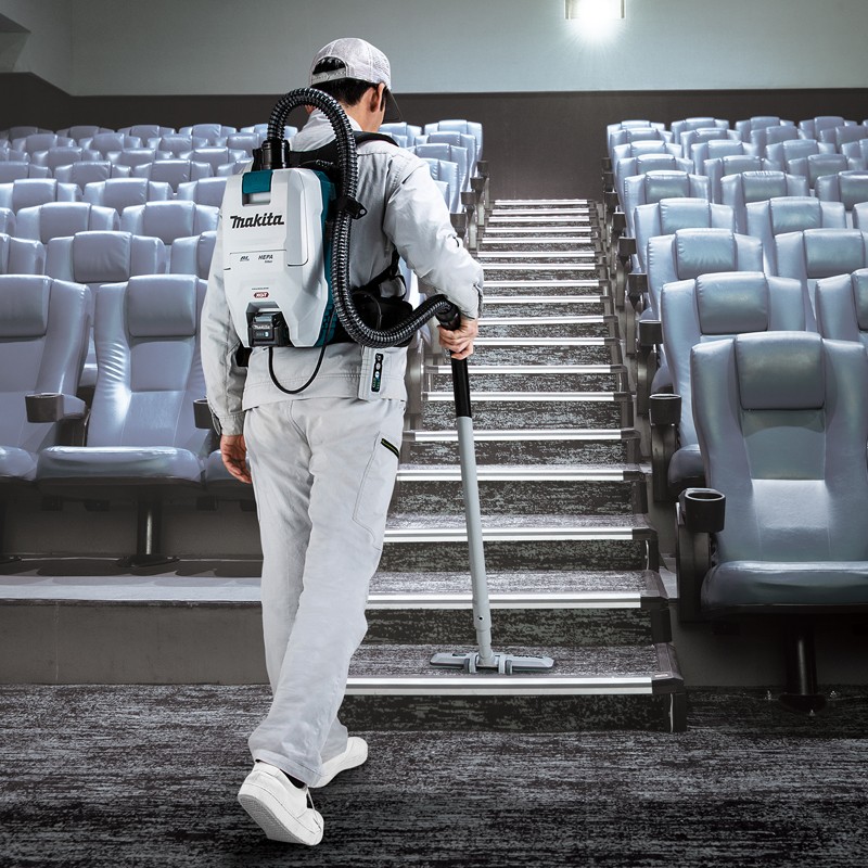Makita VC008GZ 40V Max XGT Cordless Wet & Dry Vacuum Cleaner | HEPA Filter | Brushless Motor | Industrial Dust Extractor (Tool Only) - photo 2