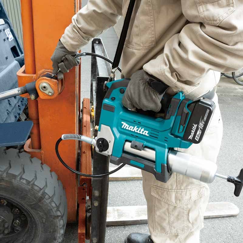 Makita XPG01Z 18V Cordless Grease Gun - photo 2