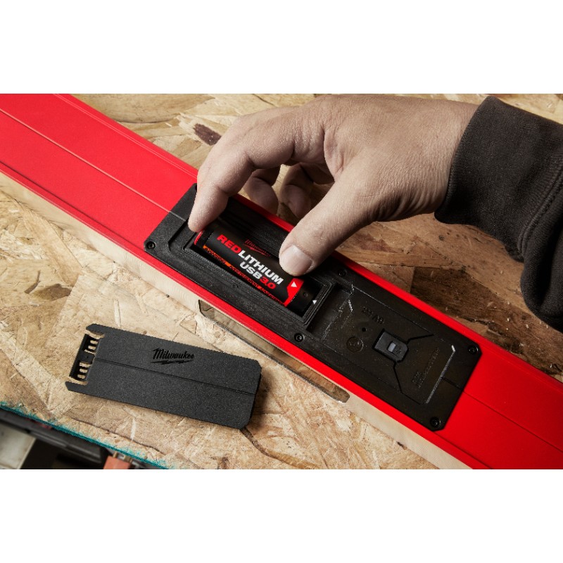 Milwaukee L4 B3 4V 3.0Ah REDLITHIUM USB Battery - photo 3