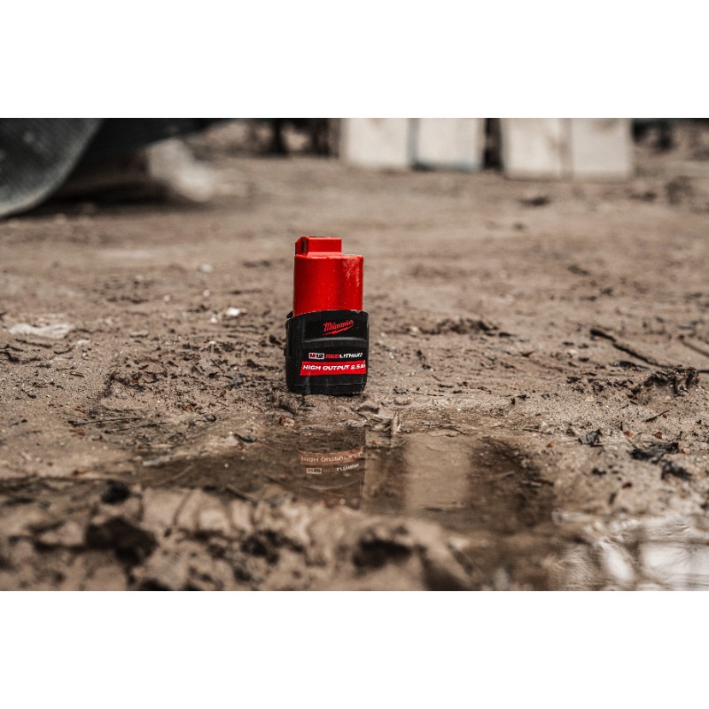 Milwaukee M12 HB2.5 12V 2.5Ah HIGH OUTPUT Compact Battery - photo 3