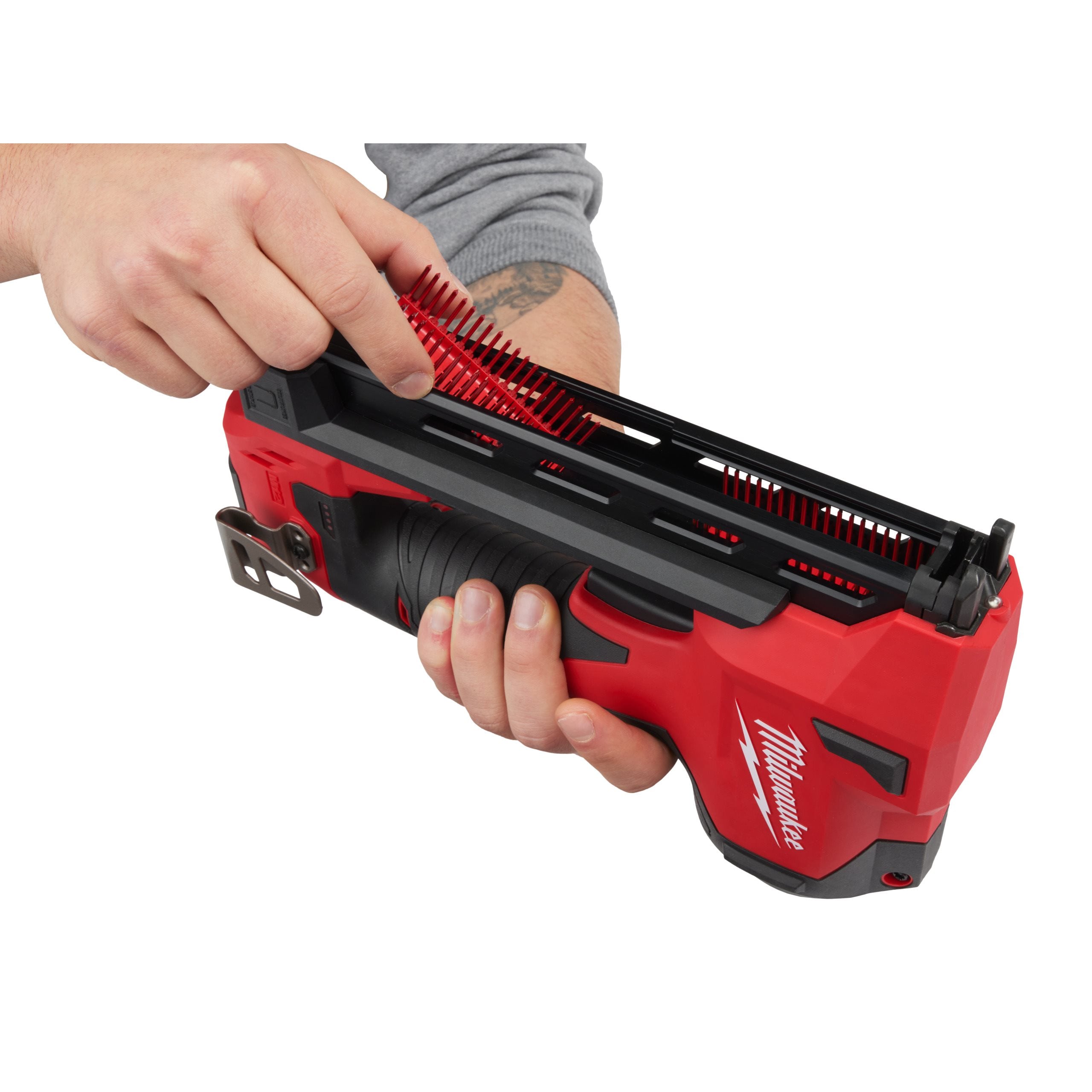 Milwaukee M12BCST-0 M12 Brushed Cable Stapler - photo 3